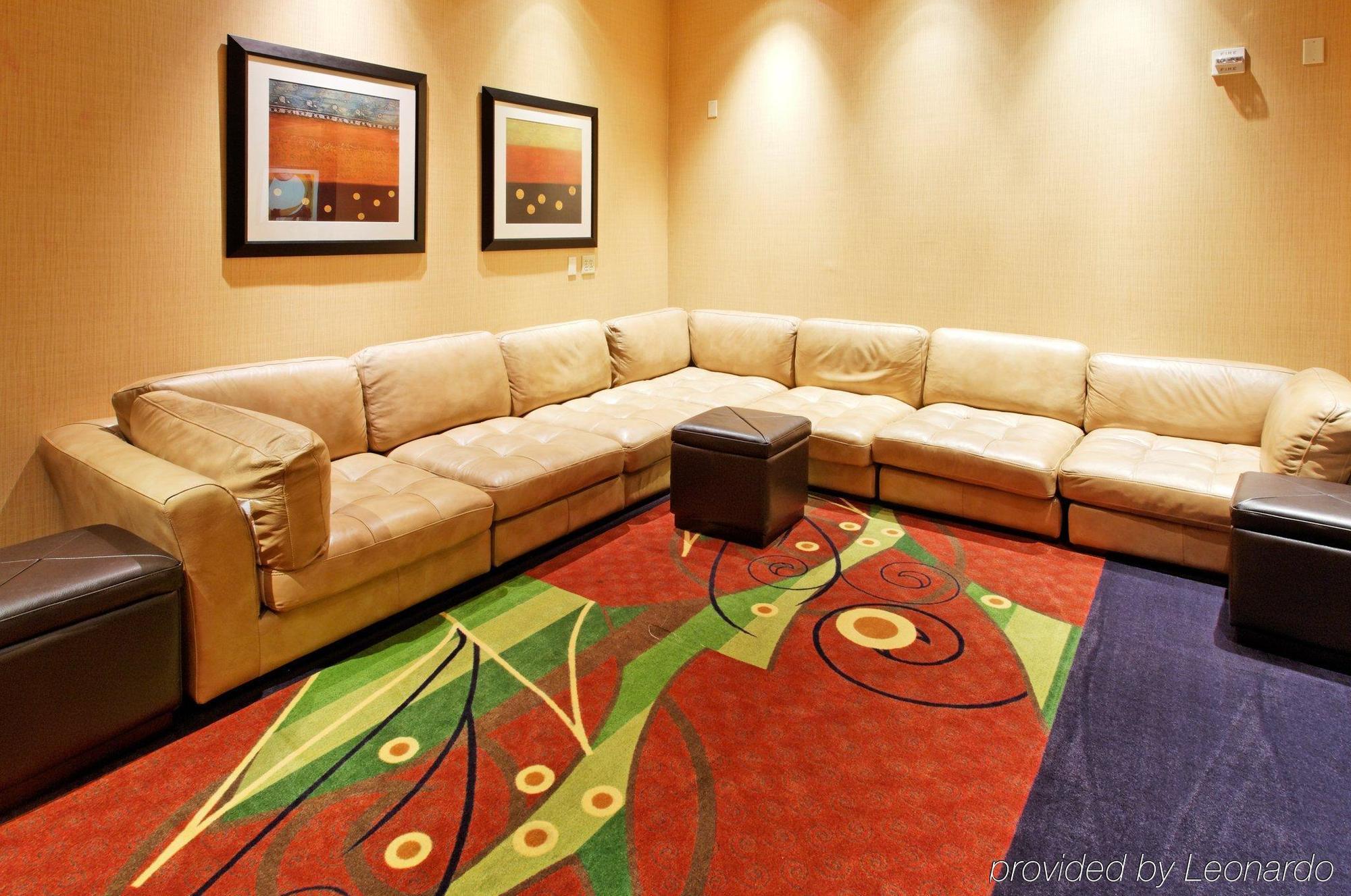 Holiday Inn Arlington Northeast By Ihg İç mekan fotoğraf